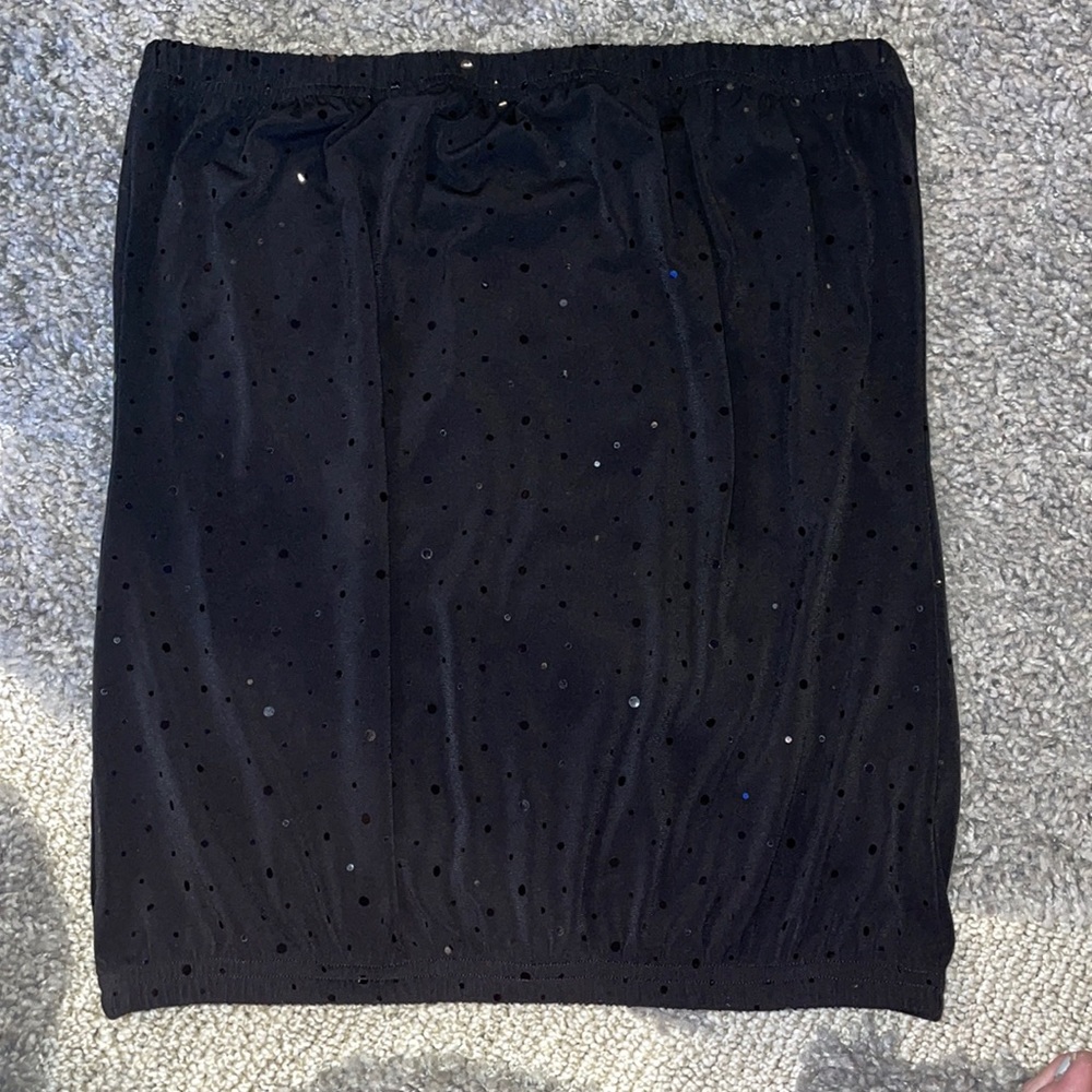 🌸 3/$15 🌸 Black sequin tube top size Medium